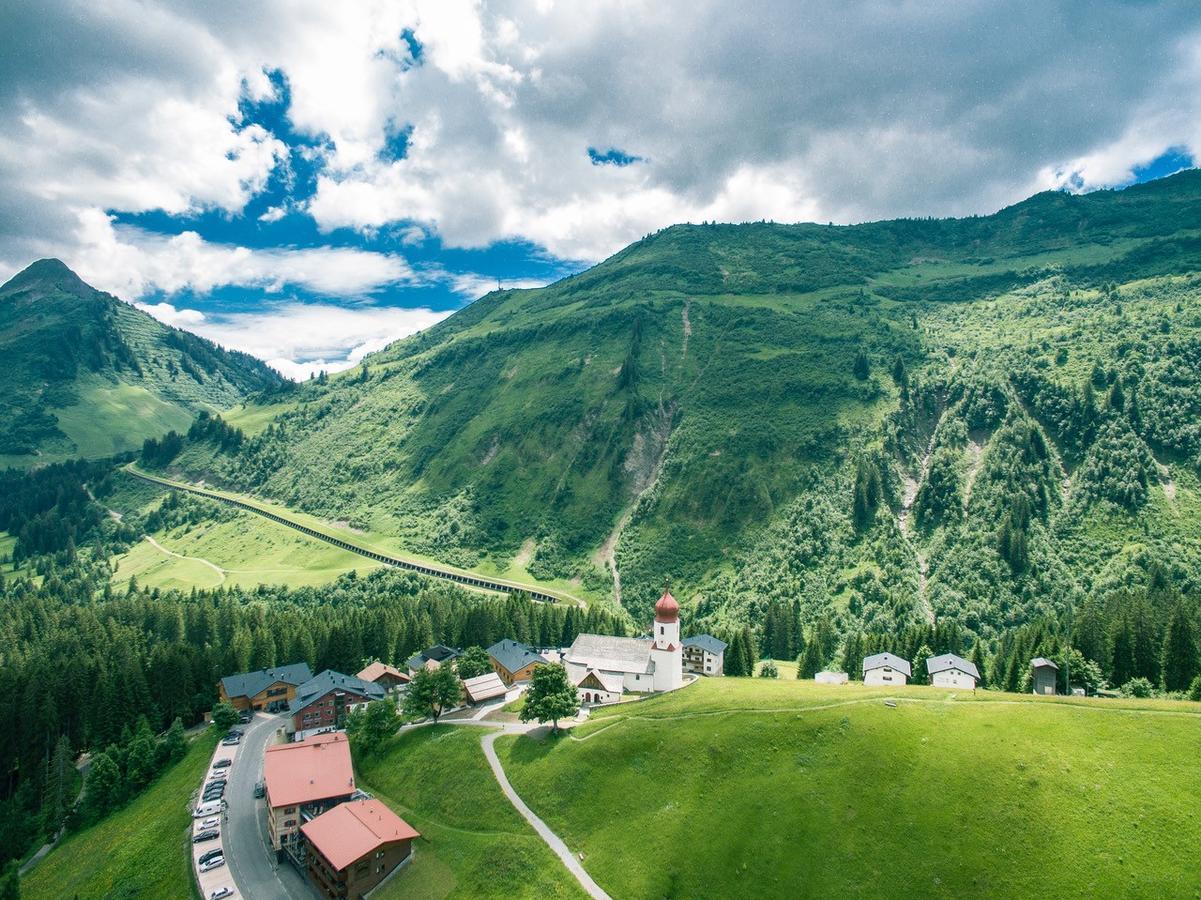 Vila Dr'Berghof Damuels Exteriér fotografie